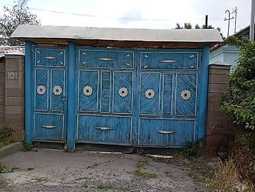 Продажа коттеджей и домов: Продаётся частный дом с благоустроенным участком. Тихая, спойная улица — 12