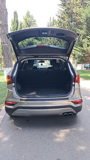 turbo az kia ceed universal: Hyundai Santa Fe: 2 l | 2016 il Krossover — 8