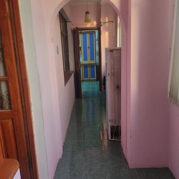 Uzunmüddətli kirayə mənzillər: Sumqayıt şəhəri, 9-cu mkr-n ərazisində inşa edilmiş 9 mərtəbəli köhnə — 8