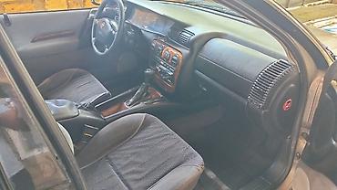 Opel: Opel Omega: 2 l | Sedan — 5
