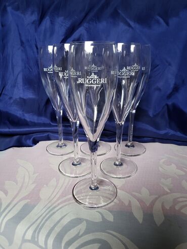 Čaše: Case nove duvano kristalno staklo za vino Italija 2004g. Case — 9