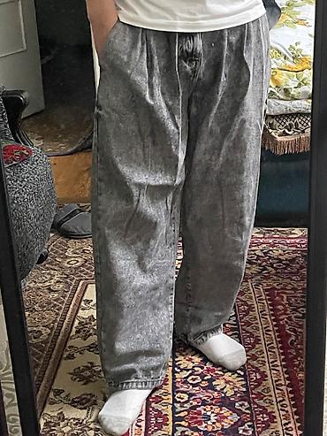 военная одежда: Продаю широкие серые джинсы 👖 Стильный washed-эффект, свободный крой — 1