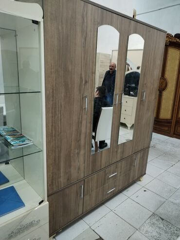 Dolablar: Yeni, Kupe, 4 qapılı Düz dolab, Dolab-asılqan, Almaniya — 11