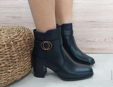 Čizme: Čizme, 38 — 6