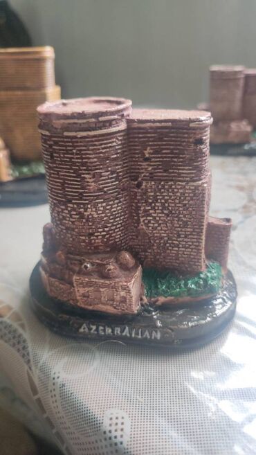 Fiqurlar: Fiqur, Gips, rəng - Qəhvəyi — 10