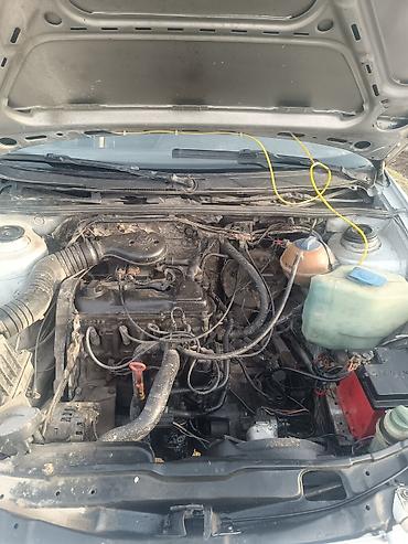 Volkswagen: Volkswagen Passat Variant: 1993 г., 1.8 л, Механика, Бензин, Универсал — 9