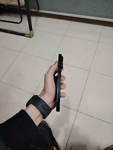 14 mini: Məhsul: Qara rəngli smartfon üçün sərt qoruyucu örtük (case) Təsvir — 7