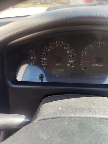 полтавка: Toyota Avensis: 2002 г., Автомат, Бензин, Универсал — 9