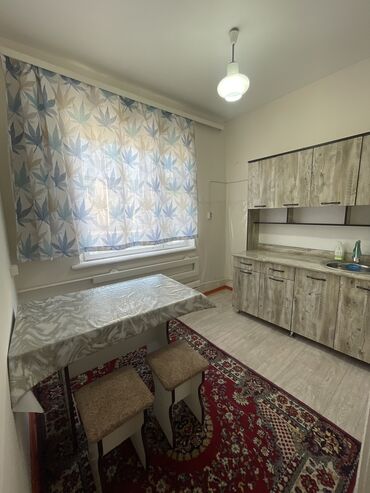 квартира баха гагарина: 1 комната, 33 м², 104 серия, 2 этаж