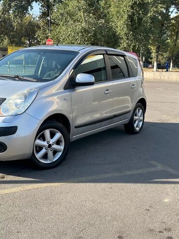 hero 4: Nissan Note: 2006 г., 1.4 л, Механика, Бензин, Хетчбек