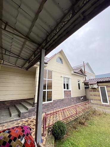 Продажа коттеджей и домов: Продается частный дом с внутренним двором и хозяйственными — 14