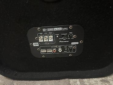 crossover: Сабвуфер Pioneer в тубе с встроенным усилителем - Мощность: 1300 W — 2