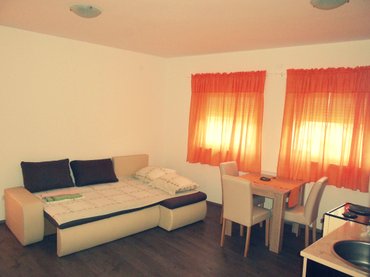 Apartments: 1 bedroom
