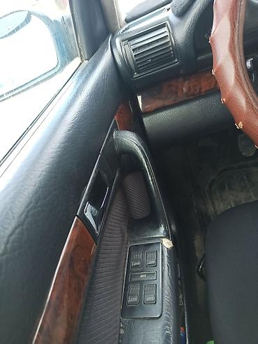 audi 100 c3: Audi 100: 1992 г., 2 л, Механика, Бензин, Седан — 10