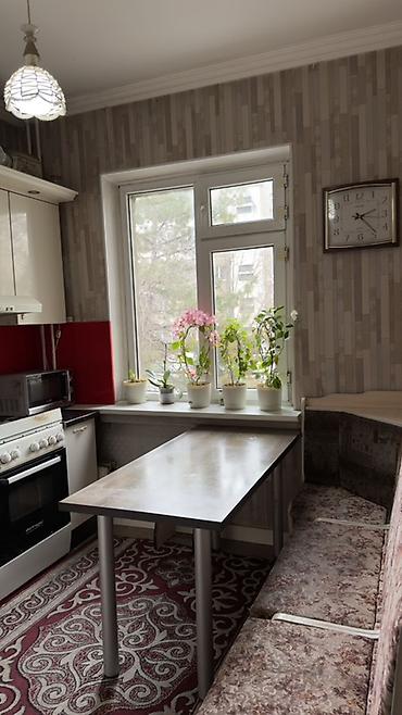 Продажа квартир: Просторная гостиная в классическом стиле. - Планировка: прямоугольное — 12