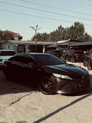 Toyota: Toyota Camry: 2018 г., 2.5 л, Автомат, Гибрид, Седан — 2