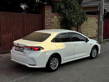 carina e: Toyota Corolla: 2021 г., 1.8 л, Вариатор, Гибрид, Седан — 3