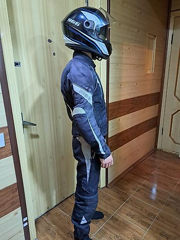 üst geyimleri: Kasqa ve moto geyim satılır. qiymeti 135azn destdi içinin astarı çıxır — 3