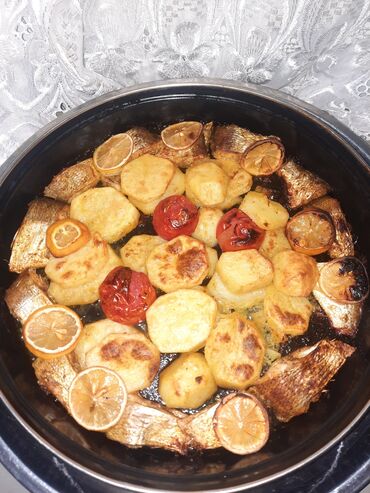 Aşpazlar: Salatçı, 21 yaş, 1-2 illik təcrübə -da lalafo.az — 10 Aşpazlar: Salatçı, 21 yaş, 1-2 illik təcrübə — 10