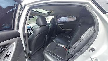 prado satisi: Hyundai Elantra: 1.8 l | 2011 il Sedan — 3