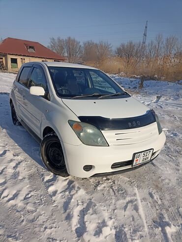 Toyota: Toyota ist: 2003 г., 1.3 л, Автомат, Бензин, Хэтчбэк