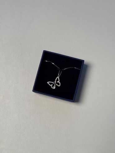 Колье: Swarovski original в идеальном состоянии