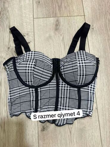 Pencəklər: Qadın geyimləri – müxtəlif modellər - Qara qısa bleizer: klassik — 46