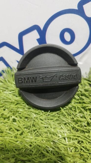 bmw 7 серия 740d xdrive: BMW 528xi (xDrive) v-2.0 turbo 2013 год крышка масляная