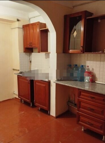 однокомнатная квартира в баку: Hovsanda balli marketin yaninda 9/5 de 2 otaq 52 kv bos menzil kiraye