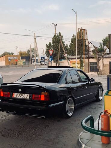 машина для себя: BMW 5 series: 1993 г., 2.5 л, Механика, Бензин, Седан