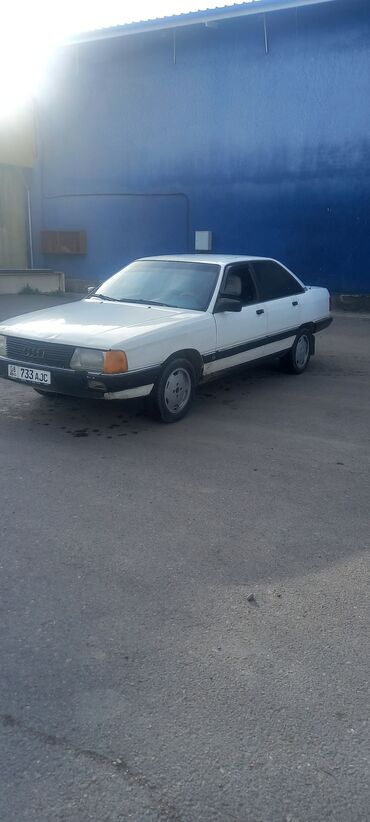 aуди 100: Audi 100: 1989 г., 1.8 л, Механика, Бензин, Седан