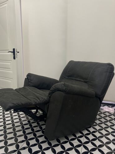 salon mebelleri satilir: Salon eshyalari satilir. Her biri yaxwi veziyyetde, cemi 3-4 ay