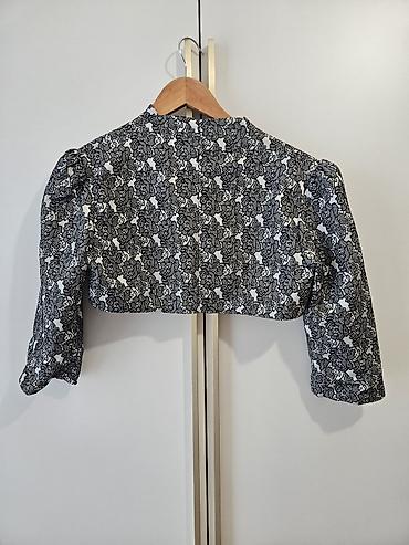 qara jaket: LA&B&LA Collection qısa jaket. 1 ya 2 dəfə geyinilib. - — 4