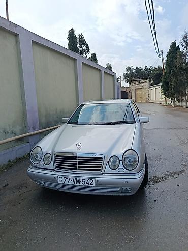 audi rul: Mercedes-Benz E-Class: 2.8 l | 1998 il Sedan — 3