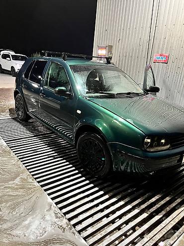 w211 e270: Volkswagen Golf: 1998 г., 1.6 л, Механика, Хэтчбэк — 2