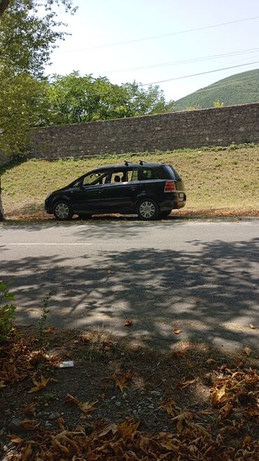 Sərnişin daşımaları: Minivan, Nabran, 6 Oturacaq — 6