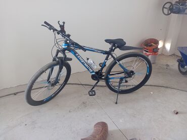 28 lik velosipedler: Новый Городской велосипед Rambo, 28", скоростей: 7