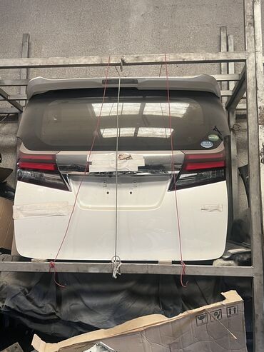портер заказ: Крышка багажника Toyota 2020 г., Б/у, цвет - Белый,Оригинал