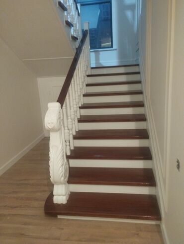 Деревянные лестницы: Деревянная лестница Для дома, Форма лестницы: Много-маршевая, Стиль: Классический — 16