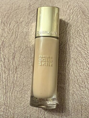 боди для взрослых: Тональный крем Guerlain Parure Gold Skin с золотистым оттенком