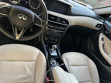 меняю на скот: Infiniti : 2017 г., 2 л, Робот, Бензин, Кроссовер — 7