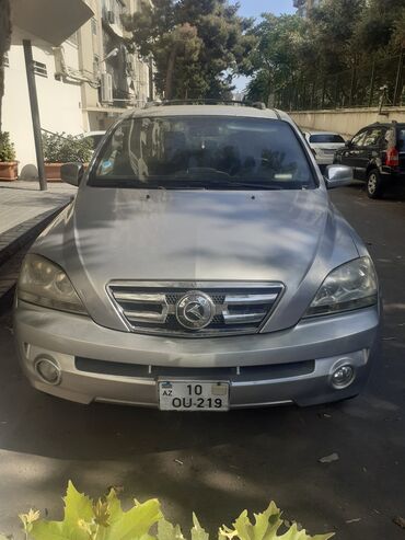 Kia Sorento: 3.5 l | 2005 il Ofrouder/SUV