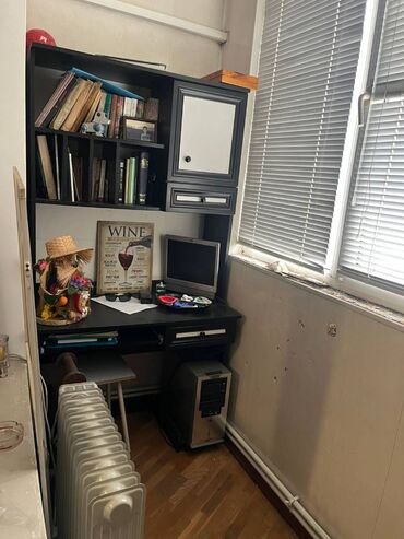 Uzunmüddətli kirayə mənzillər: Azadlıq metrosunun yanında,9 mərtəbənin,7-ci mərtəbəsində,2 — 9