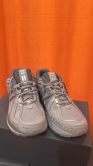 етор: Кроссовки New Balance 1906R, серый монохром НАРДО ГРЕЙ Размеры: две — 2