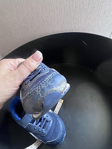 Детская обувь: Детские зимние ботинки Clarks, темно‑синие, на меху.э Забирать в 12 — 12