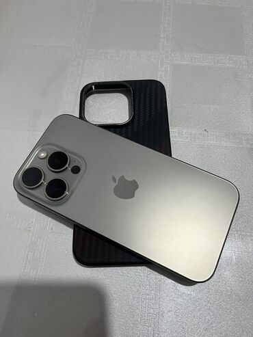 Apple iPhone: IPhone 15 Pro, Б/у, 256 ГБ, Серебристый, Чехол, 88 % — 1