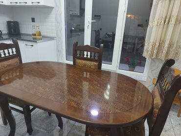 masa desti islenmis: Qonaq otağı üçün, İşlənmiş, Açılan, Oval masa, 6 stul
