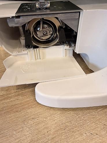 paltaryuyan ve qurudan masinlar: Singer M2605 tikiş maşını. Tikiş sürəti-750 tikiş / dəq Güc- 70vt — 3