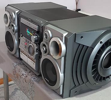 samsung 2011: Musiqi mərkəzi "Samsung".3000w. Bluetooth,AUX,Disk,radio,kasset. Tam — 1
