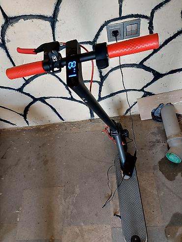 saat qol saati: Elektrik skuter Real alıcıya endirim olacaq .35 suret - Rəng: qara — 2